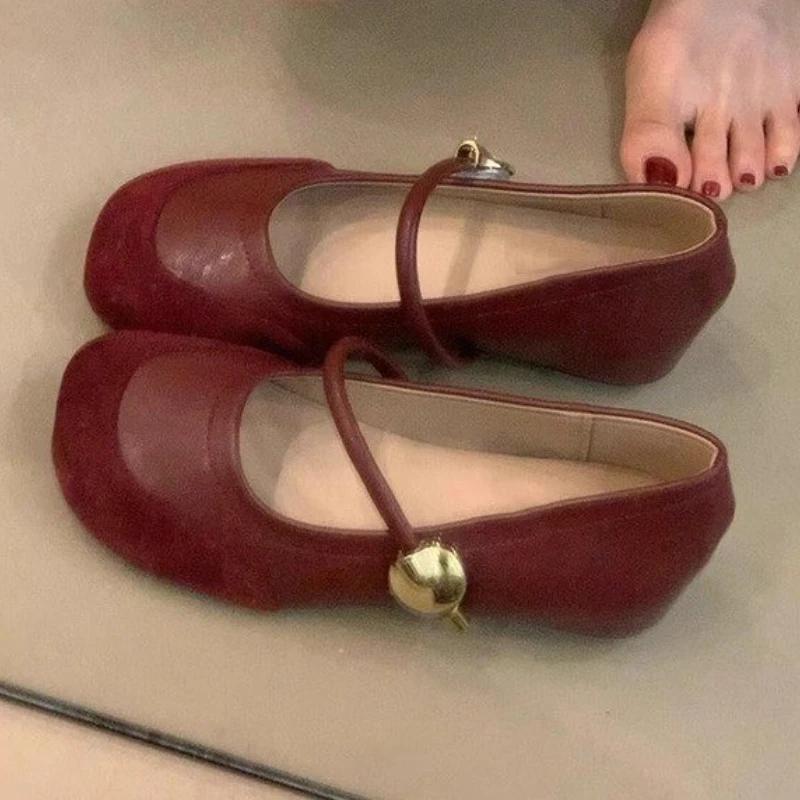 Retro Women Flats Loafers Shoes Elegant Shallow Sandals 2025 Trend Summer New Running Sport Shoes Walking Soft Chaussures Femme