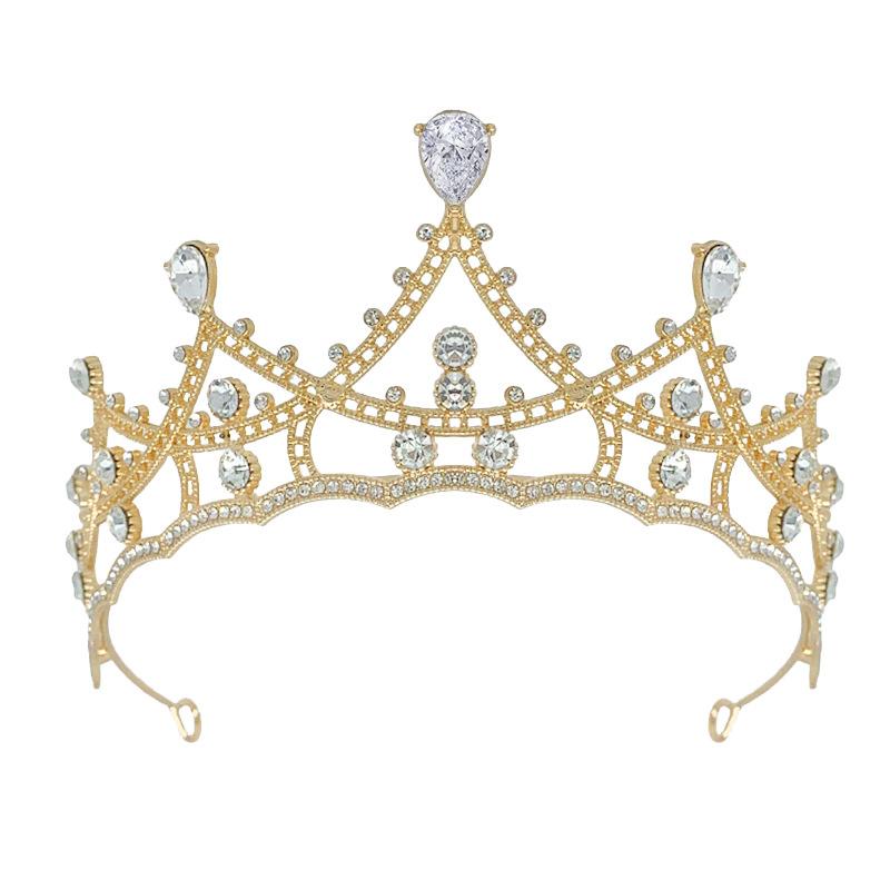 Свадебное платье на 18-летие европейской и американской королевы. Девушка-корона проста и элегантна, а принцесса - высококлассна