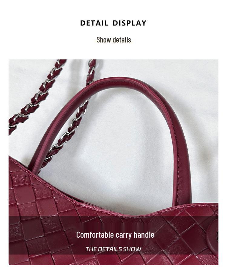 2026 Fashionable Woven Texture Bucket Handbag: High-End Chain Shoulder & Crossbody Versatile Commuter Bag