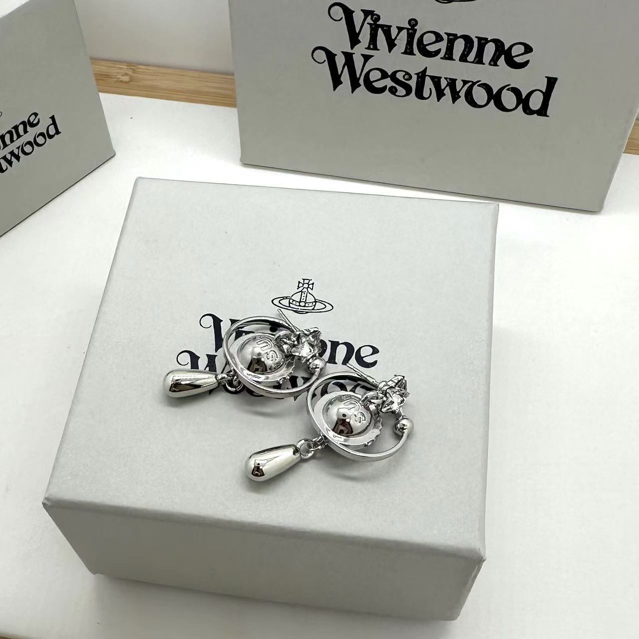 

Двойное ожерелье Planet Pearl, женская нишевая дизайнерская высококачественная цепочка на шею, цепочка на ключицу, легкие роскошные аксессуары