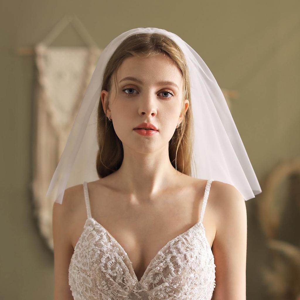 V805 Soft White Double-Layer Bridal Veil - Short Style for Photoshoots & Styling