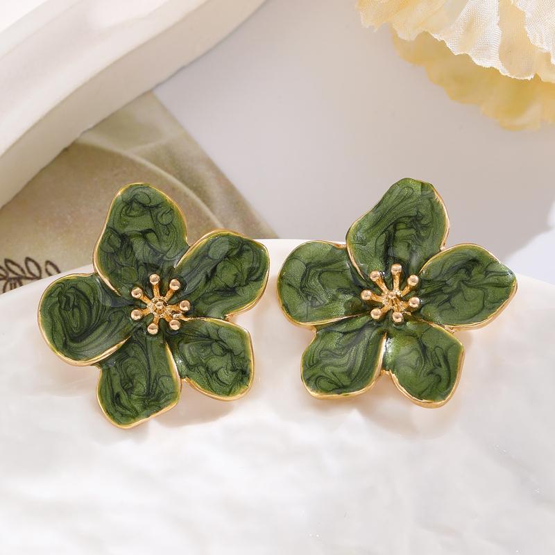2025 New Retro Drip Oil Green Large Flower Stud Earrings for Women Temperament Metal Petal Earrings Fashion Jewelry Accessories