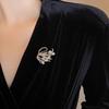 Luxury Opal Swan Brooch High-grade Women's Corsage Pin Design Sense Of Niche Clothing Accessories To Prevent Exposure