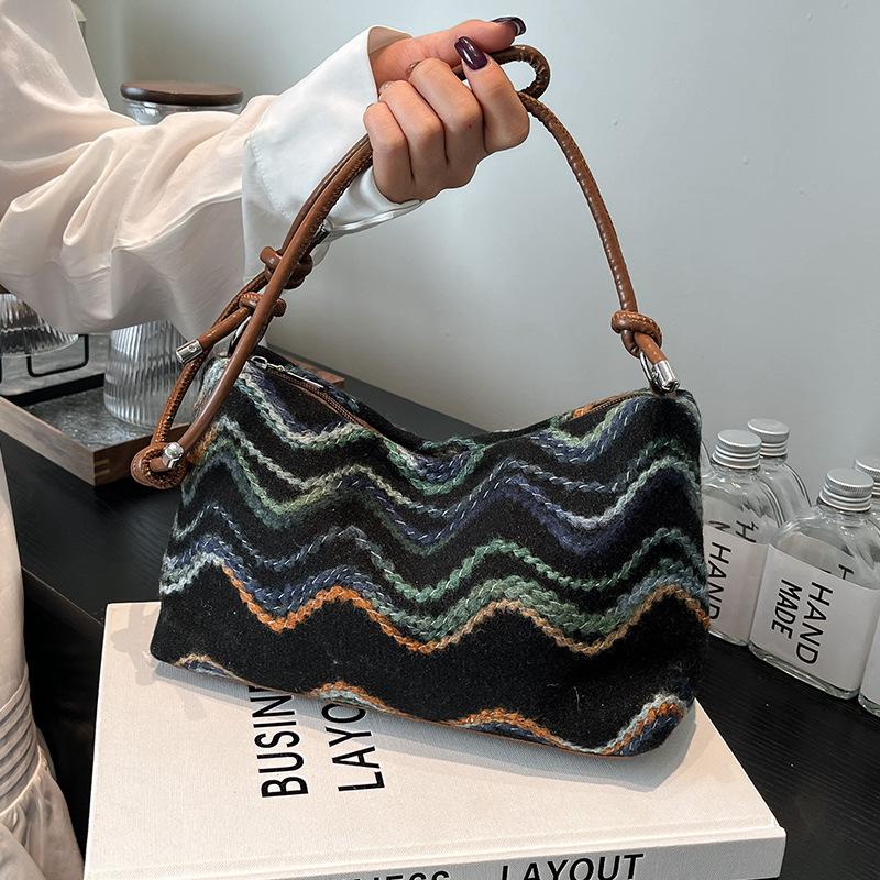 Ethnic Style Striped Crossbody Bag Slack Feeling Commuter Crossbody Bucket Bag Broadband Single Shoulder Knitted Armpit Bag Women