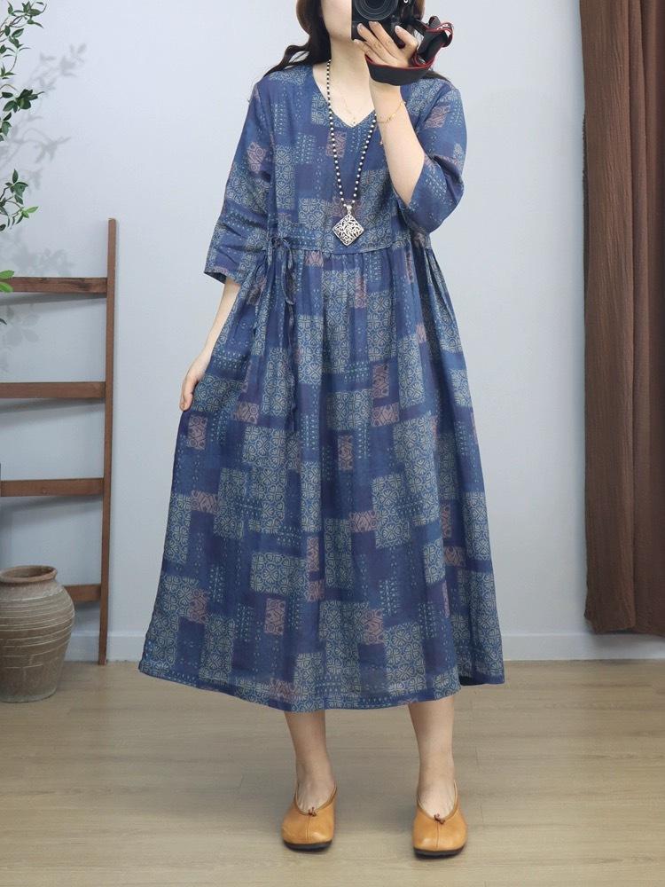 

Lace-up waist printed cotton and linen dress women s summer retro elegant simple temperament V-neck medium and long swing dress 2XL синій