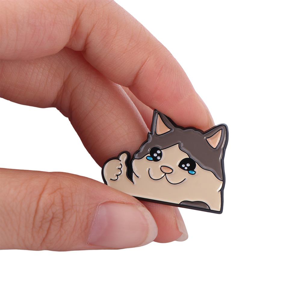 Thumb Up Design Animal Brooch Crying Cat Lapel Badge Fashion Backpack Badge  Daily Wear