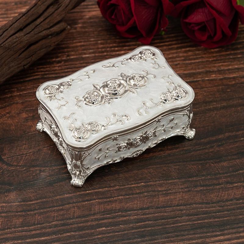 High Quality Zinc Alloy Jewelry Box With Delicate European Engraving Decorative Trinkets Box Ideal For Gift Giving