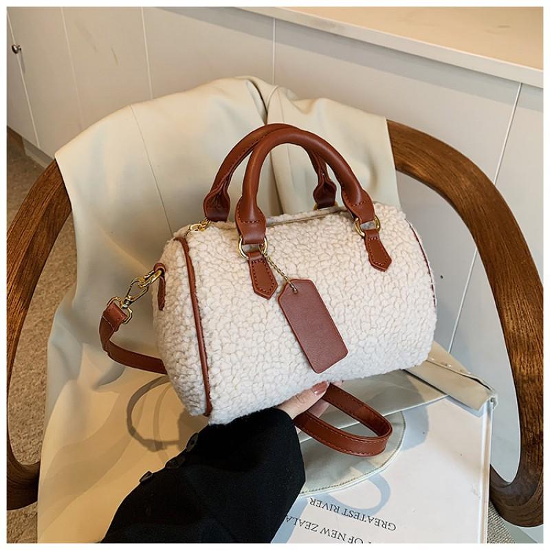 

Boston Handbag Female Internet Celebrity Lamb Hair Plush Single-shoulder Cross-body Bag Casual Large-capacity Pillow коричневий