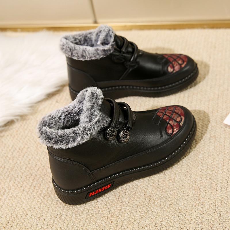 Beijing old cloth shoes women's cotton shoes velvet warm winter snow boots middle old mother shoes non-slip wear-resistant soft sole