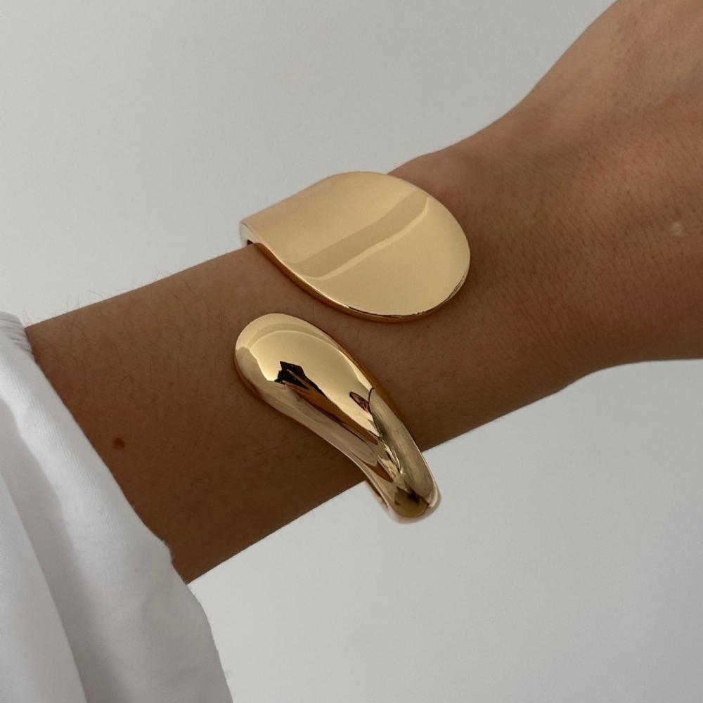 

Summer Punk Metal Wide Bangles Bracelets Hip Hop Vintage Exaggerated Gold Silver Color Geometric Bangles For Women Men