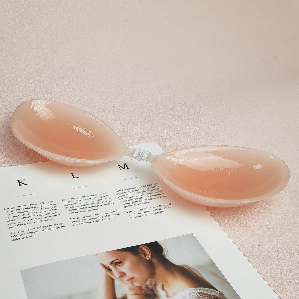 Silicone Invisible Bra with 4x Push-Up and Nipple Cover