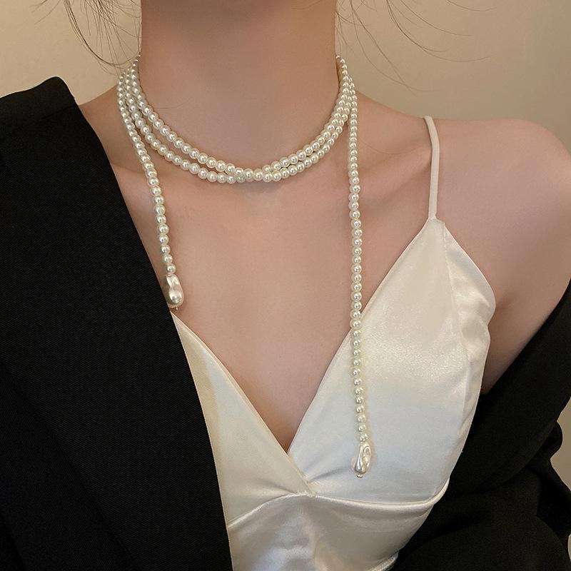 French Light Luxury Diamond-encrusted Artificial Pearl Necklace Retro Court Style Collarbone Chain Niche High-end Jewelry Women