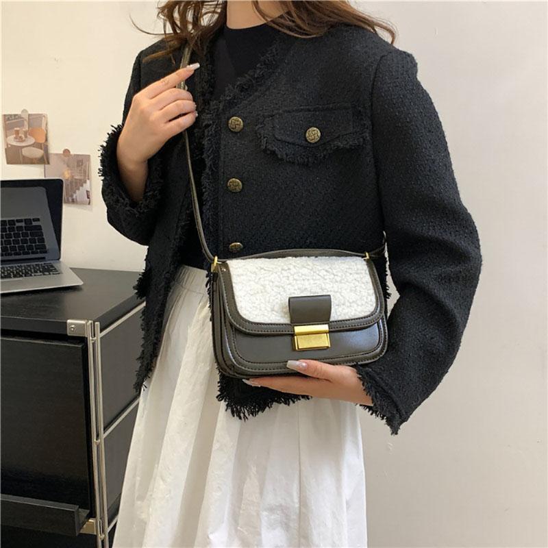 High-End Texture Women's Underarm Shoulder Bag Fashion Lamb Wool Splice Design New Crossbody Bag Retro All-Matching Commuter Bag