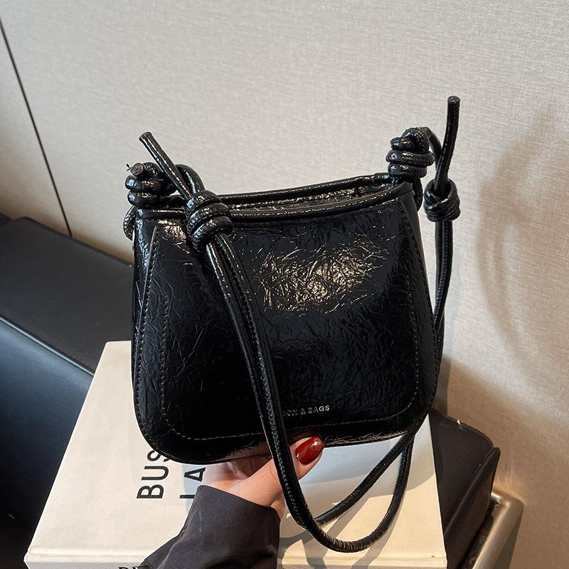 

2025 Super Fire Mini Bag Women s Small Bag Crossbody Premium New Summer Versatile Casual Mobile Phone Bag Lightweight No specification чёрный