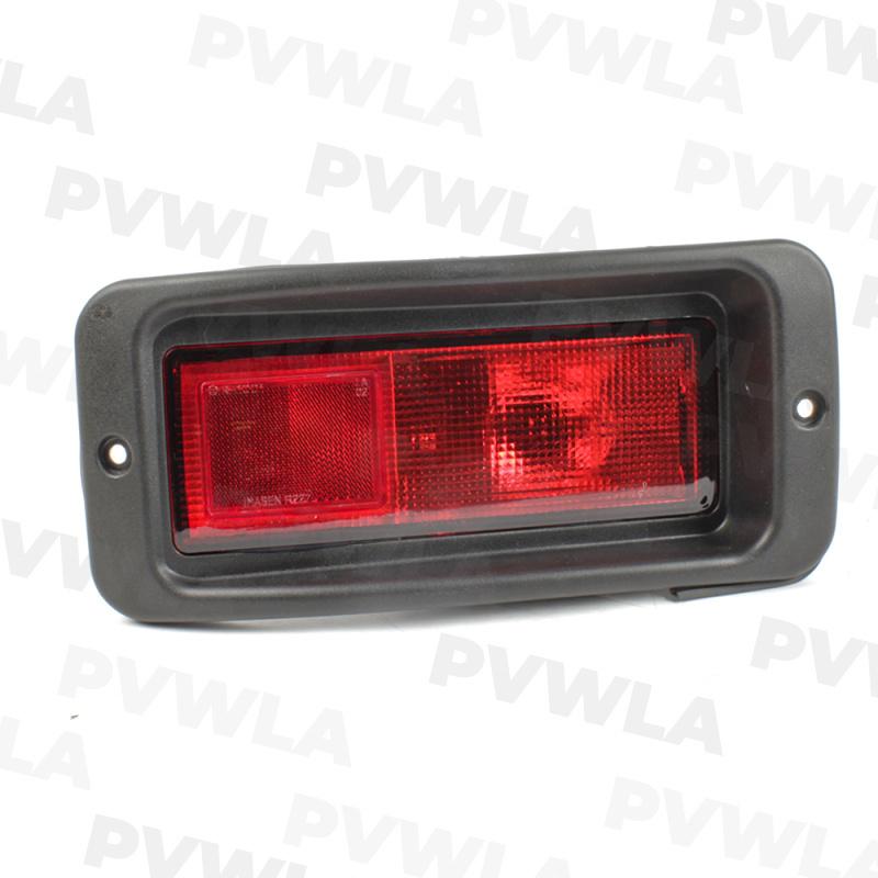 For Mitsubishi Pajero MONTERO Sport 1999 2000 2001 2002 2003 2004 2005 2006 2007 2008 Right Side Rear Bumper Reflector Light