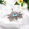 Natürlicher Schweizer Blautopas Edelstein Handgefertigter 925 Sterlingsilber Lotus Anhänger 1,71" CP-23-2