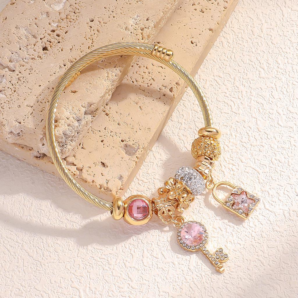 1PC Women's Fashion Pan Family Multi Element Beaded Key Lock Bracelet Bracelet Date Travel Banquet Party Festival Dressing Gift