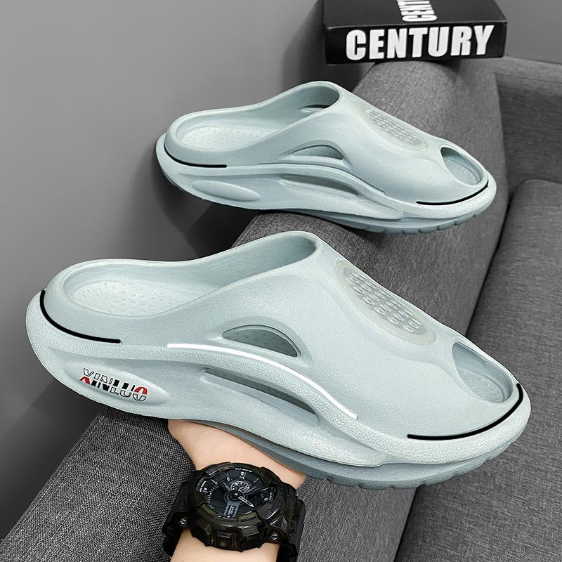 Fashion Comwarm Men Clogs Slippers Mens Flat Sandals Summer Holes Garden Shoes Outdoor Beach Sandals EVA Thick Sole Home Slides Fashion