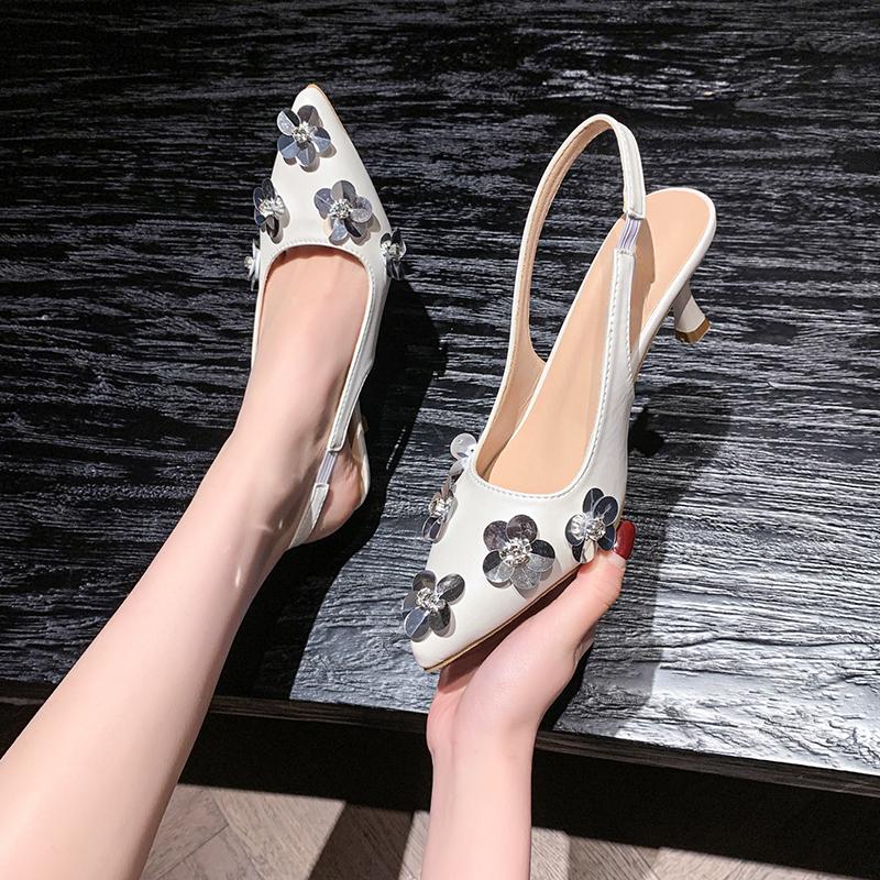 Mode 2025 Sommer Applikationsdesign Dünne Hohe Absätze Damen Sexy Spitzzehen Satin Riemchensandalen mit Absatz Elegant Bankettkleid Schuhe