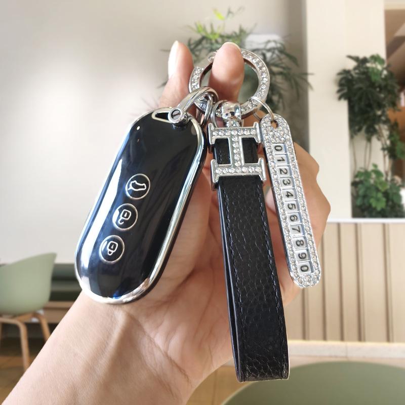 AITO M5 & M7 Seres Car Key Cover - Premium Buckle Design for Men & Women