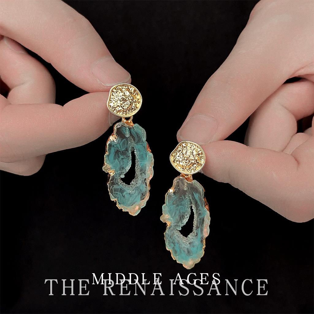 

Light medieval French smudge blue lake geometric earrings niche design literary and artistic style ear jewelry