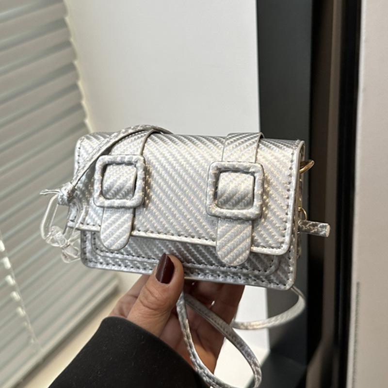 

Bag women s 2025 summer new Korean version fashionable retro candy color mini small square bag women s shoulder messenger bag серебряный