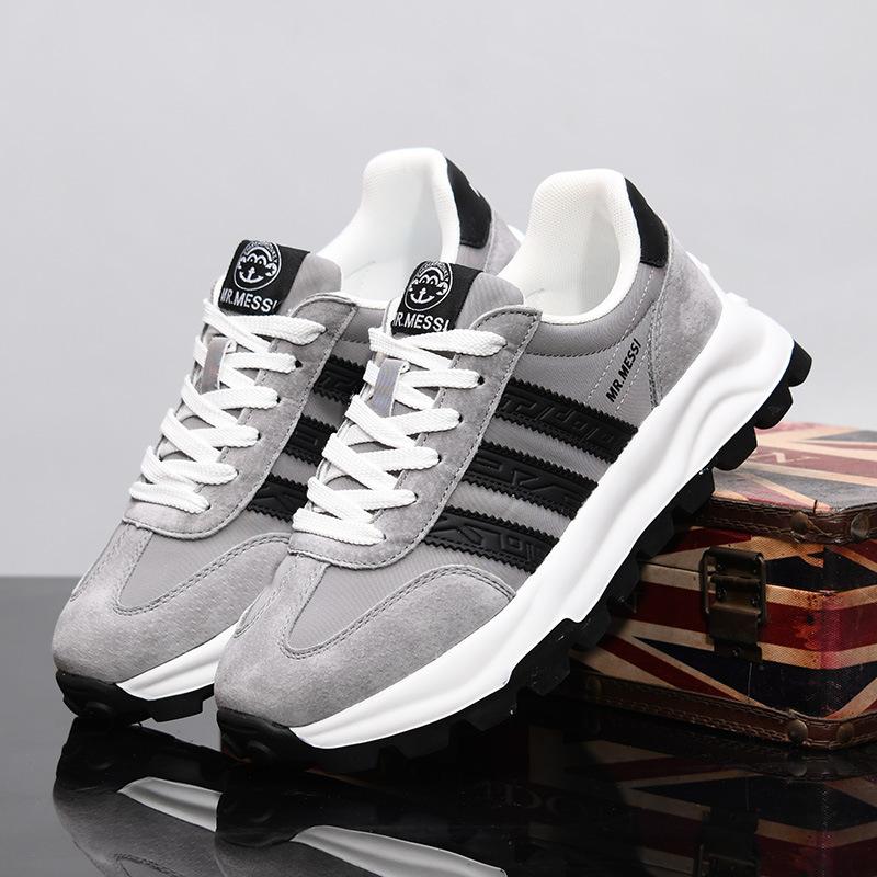 Sommar andningsbara Forrest Gump skor bekväma och enkla låga skor förhöjda låga sneakers MY