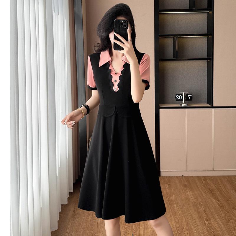 Color-Block Chic Plus Size Two-Piece Look Dress - Short Sleeve Summer Fashion for Women