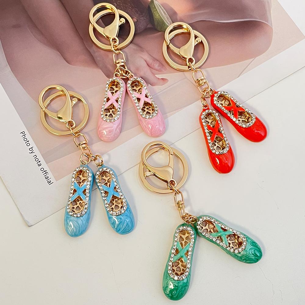 4 Color Enamel Ballerina Shoes KeyChain Rhinestone Crystal Car Key Ring Women's Handbag Pendant Souvenir Gift