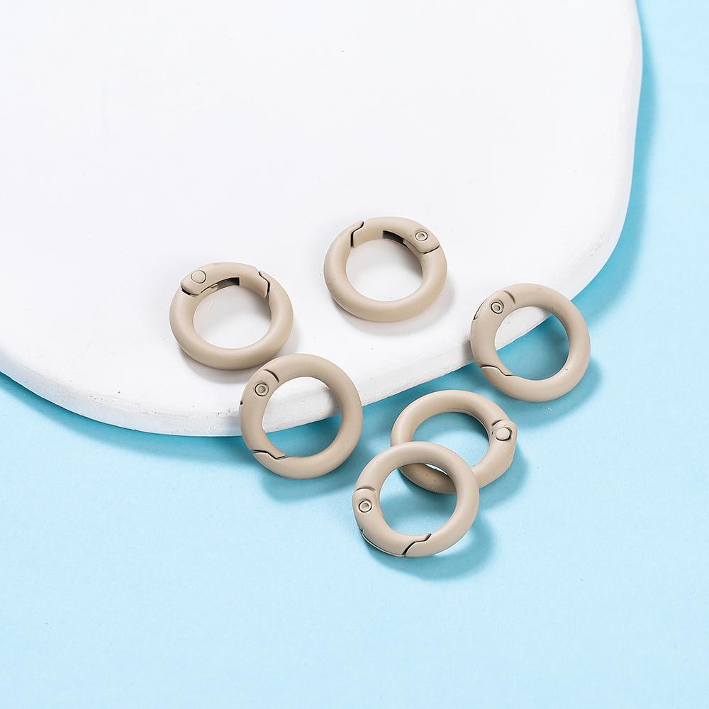 

5Pcs/Lot Colorful Metal O Ring Spring Clasp Openable Round Carabiner Keychain Clips Hook Dog Chain DIY Jewelry Buckle Connector 20mm