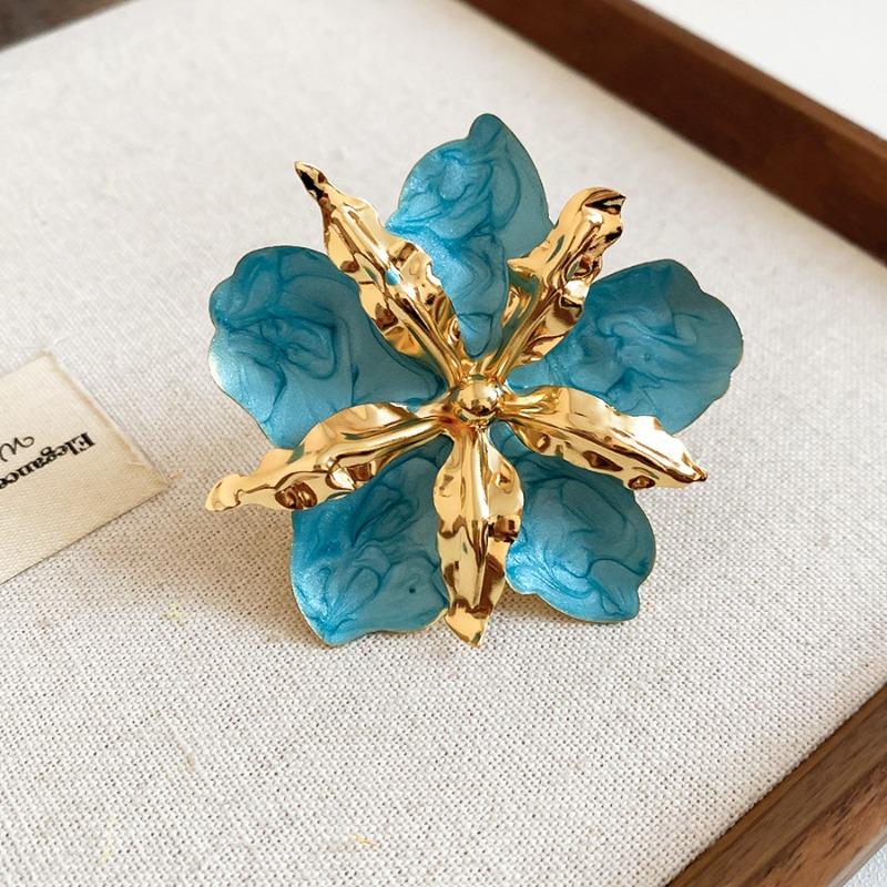 Fashion dripping oil flower medieval exaggerated design ring stud earrings bracelet set exaggerated temperament metal jewelry women