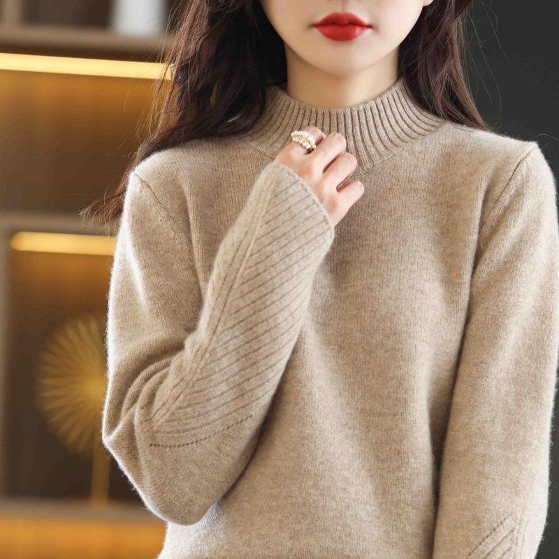 2024 A/W Women's Pure Wool Half-High Neck Loose Pullover Sweater