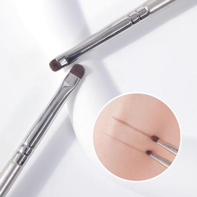 

Chiseoul - Horsehair Eyeshadow / Eyeliner Makeup Brush (Various Designs) 336 - Eyeliner Brush - Gold