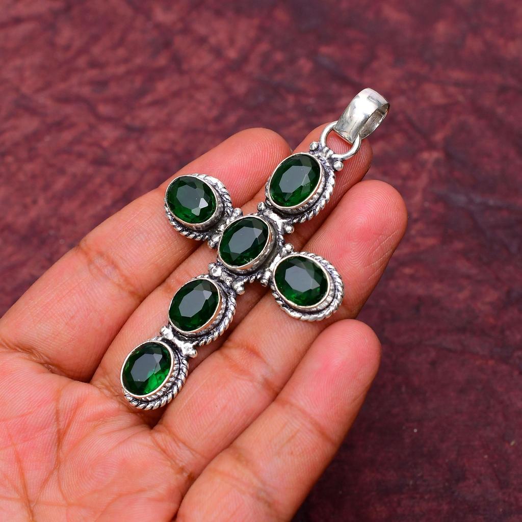 Awesome Chrome Diopside Gemstone Pendant: 925 Sterling Silver Handmade Pendant Necklace Jewelry
