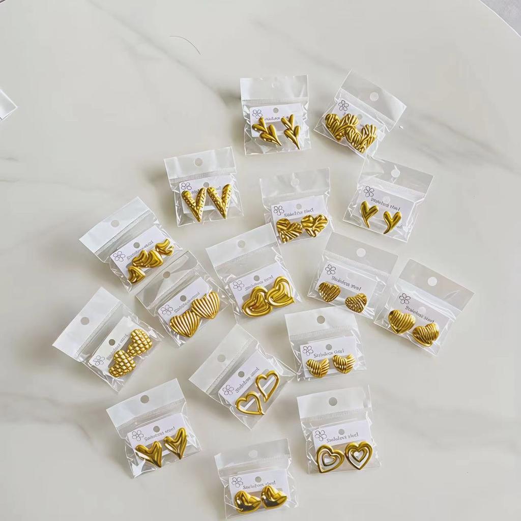 18K Gold Plated Stainless steel Waterproof Heart Stud Earrings, Bold Vintage Chunky Jewelry for Women