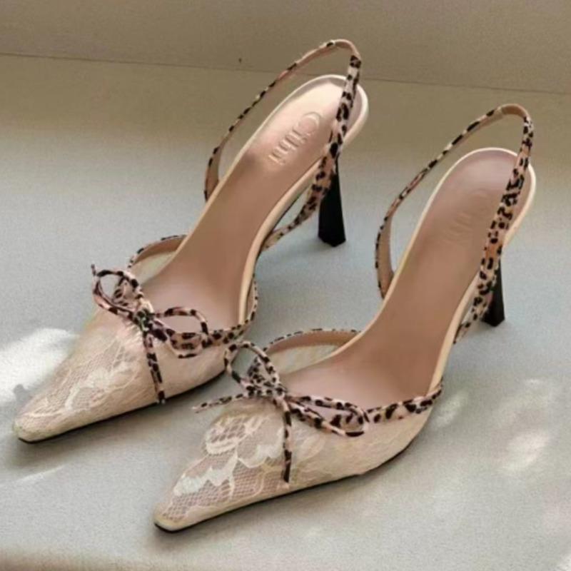 

Fashion New Bao Head Stiletto Sandals Spring Fashion Pointy Lace Mesh Butterfly Knot Slip-on Wear-resistant High Heels 35 грязно-белый