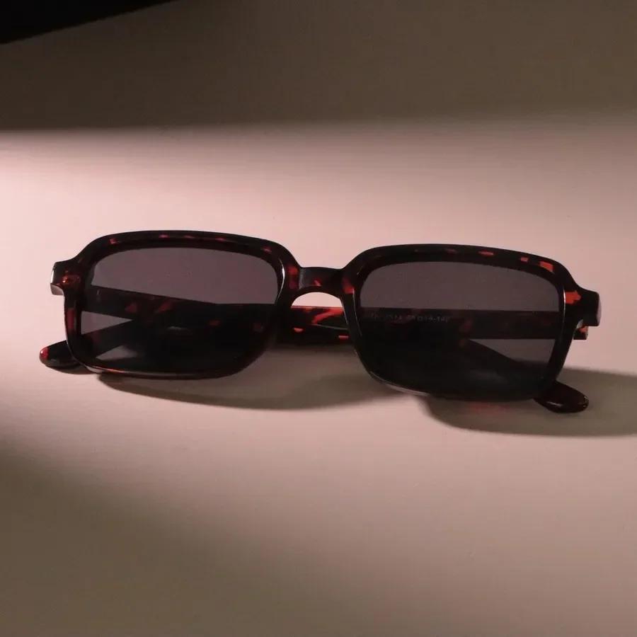 Square Sunglasses Women Men Classic Vintage Fashion Personality Glasses Stylish Casual Minimalist