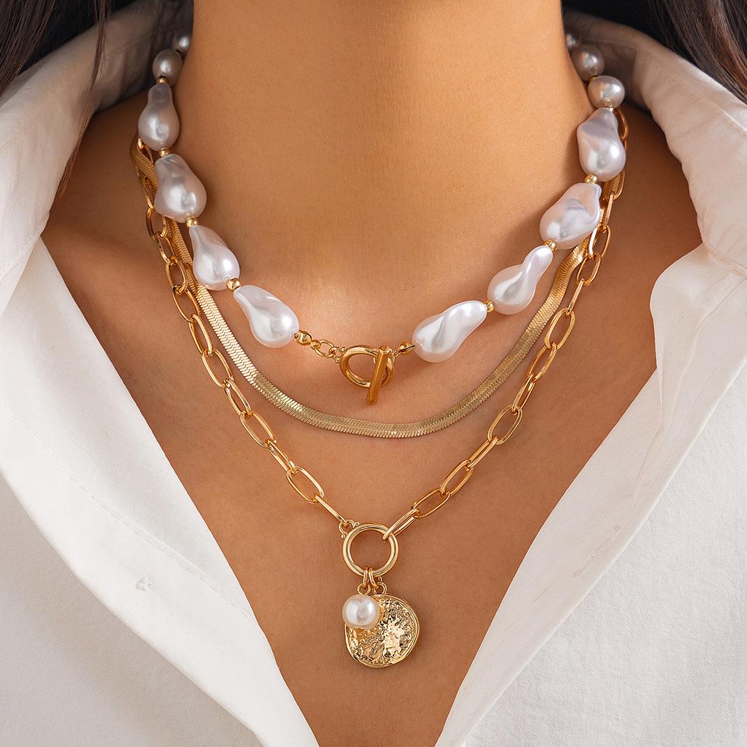Salircon 3Pcs/Set Fashion Classic Irregular Imitation Pearl OT Buckle Choker Necklace Women Irregular Coin Pendant Jewelry