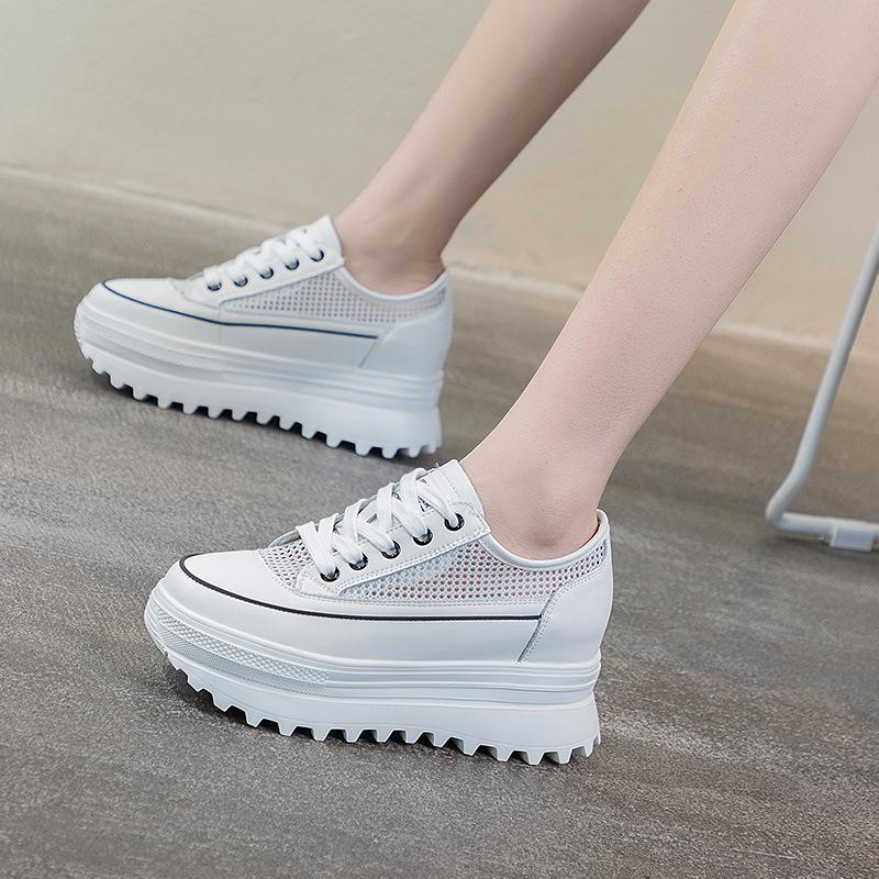 

Leather surface breathable and comfortable Korean version of versatile little white shoes women s 2025 autumn feet small inner height increase shoe 40