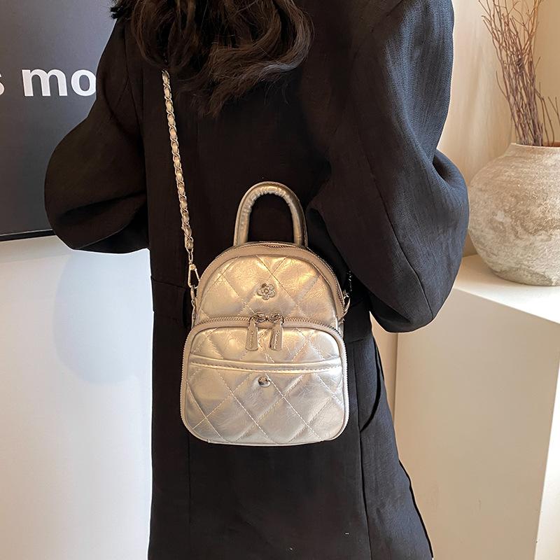Small Square Bag Women's New Summer Popular Versatile Chain Messenger Bag Fashionable Portable Small Bag