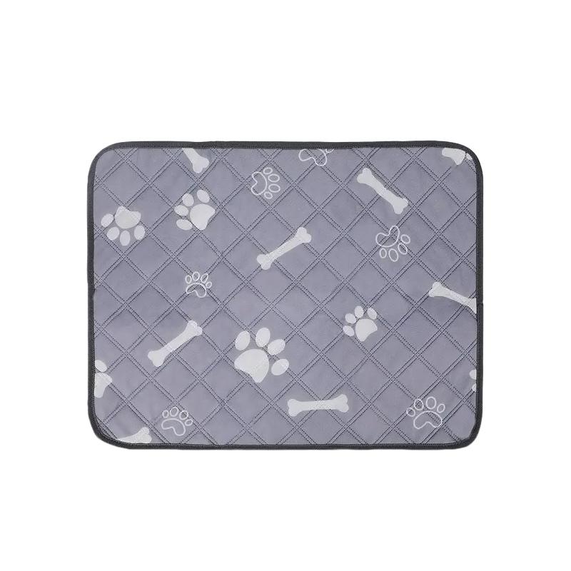 Tapis absorbant réutilisable pour chien Couche absorbante réutilisable Tapis urinaire pour animal de compagnie Tapis d'entraînement lavable pour chiot Tapis de lit pour animal de compagnie Tapis d'urine pour petit animal Tapis de couchage pour petit animal