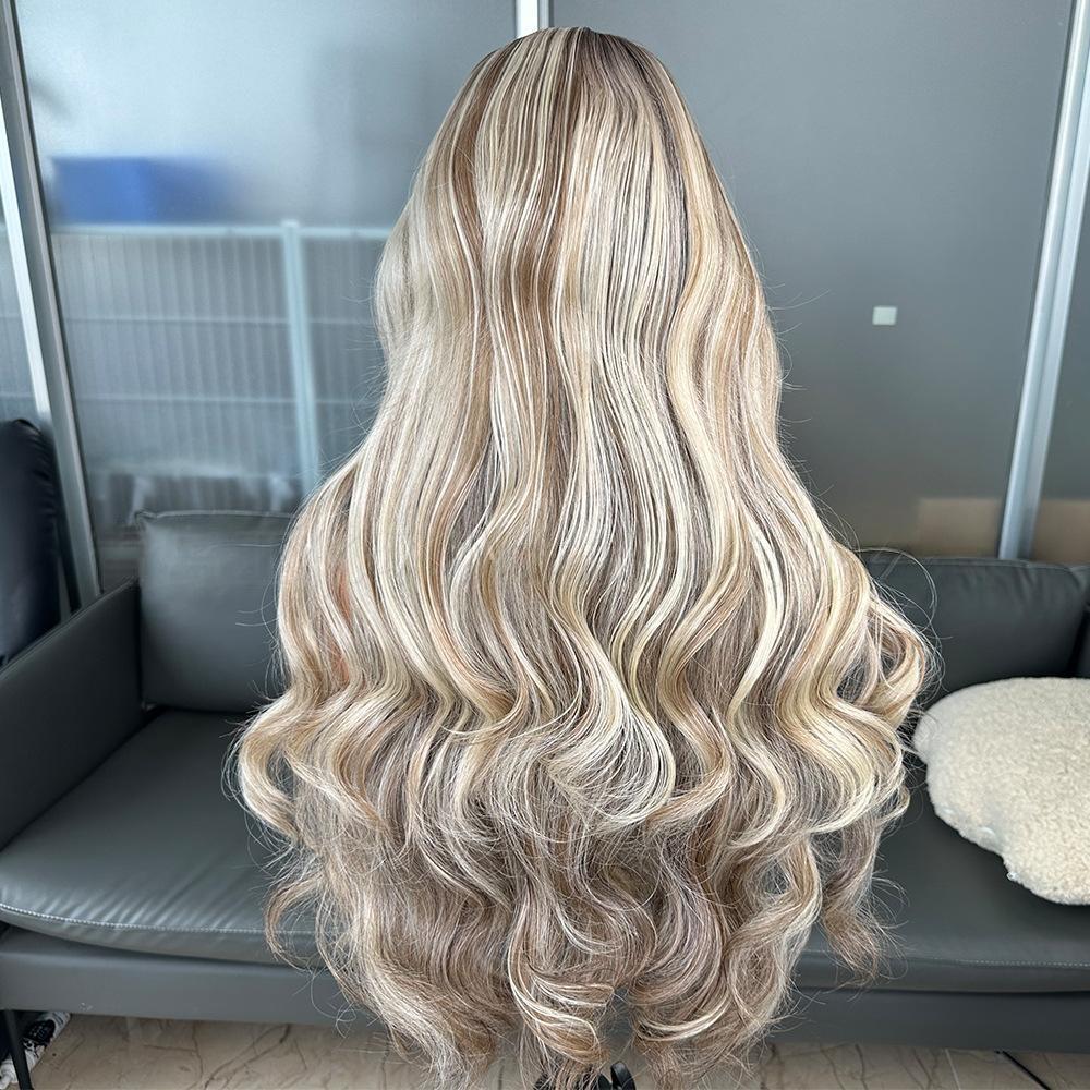 Parrucche Lunghe Honey Blonde 13x4 Lace Front Fibra ad Alta Temperatura Base Senza Colla Onde del Corpo Densità 150% Resistenti al Calore