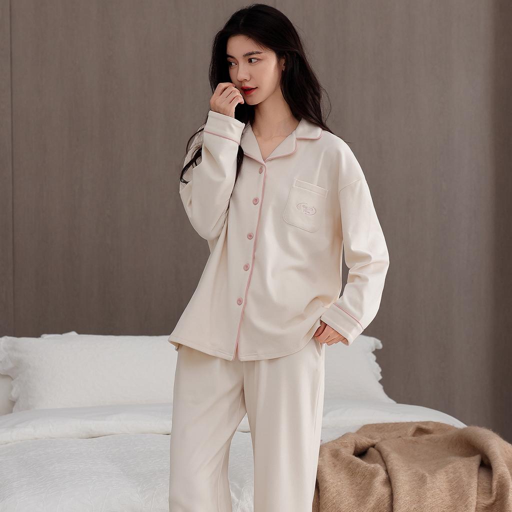 Autumn And Winter Pajamas Women'S German Velvet Warm Long-Sleeved Cardigan Can Be Worn Outside Loungewear Winter Thin Velvet Simple Casual Suit