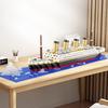 Titanic Creative Luxury Iceberg Cruise Ship Boat Wreck Set City Diy Model Construction Blocks Blocks Toys For Kids Adult Present