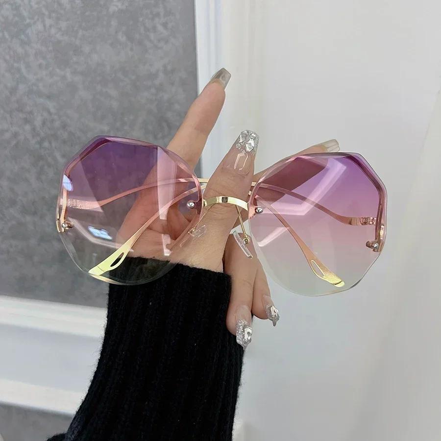 Vintage Classic Square Sunglasses For Women Men Retro Stylish Minimalist Fashion Female Male