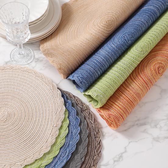 Round Braided Placemats Heat-Resistant Placemats for Dining Tables Stain-Proof 15 inch Non Slip Kitchen Table Place Mats Natural Farmhouse Decor
