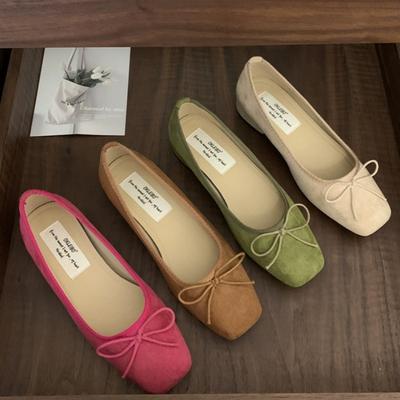 Wildleder Oma Schuhe Damen 2024 Frühling und Herbst neu leichter Mund eckige Spitze Schleife vielseitig niedriger Absatz Einzelne Schuhe