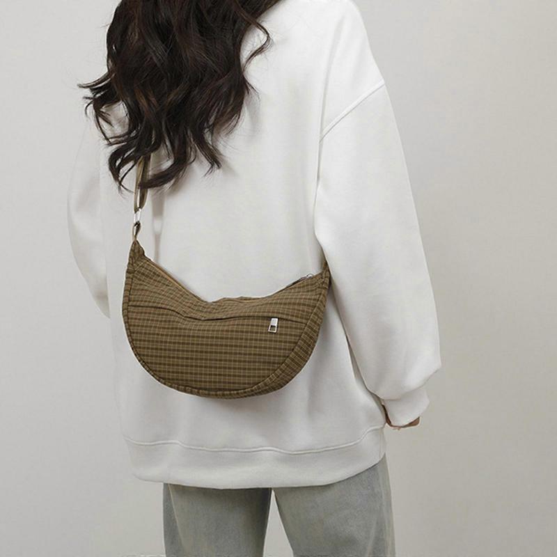 Women Dumplings Bag Plaids Shoulder Bag Retro Crossbody Bag Shopping Bag Large Capacity Messenger Bag for Everyday  Burgundy