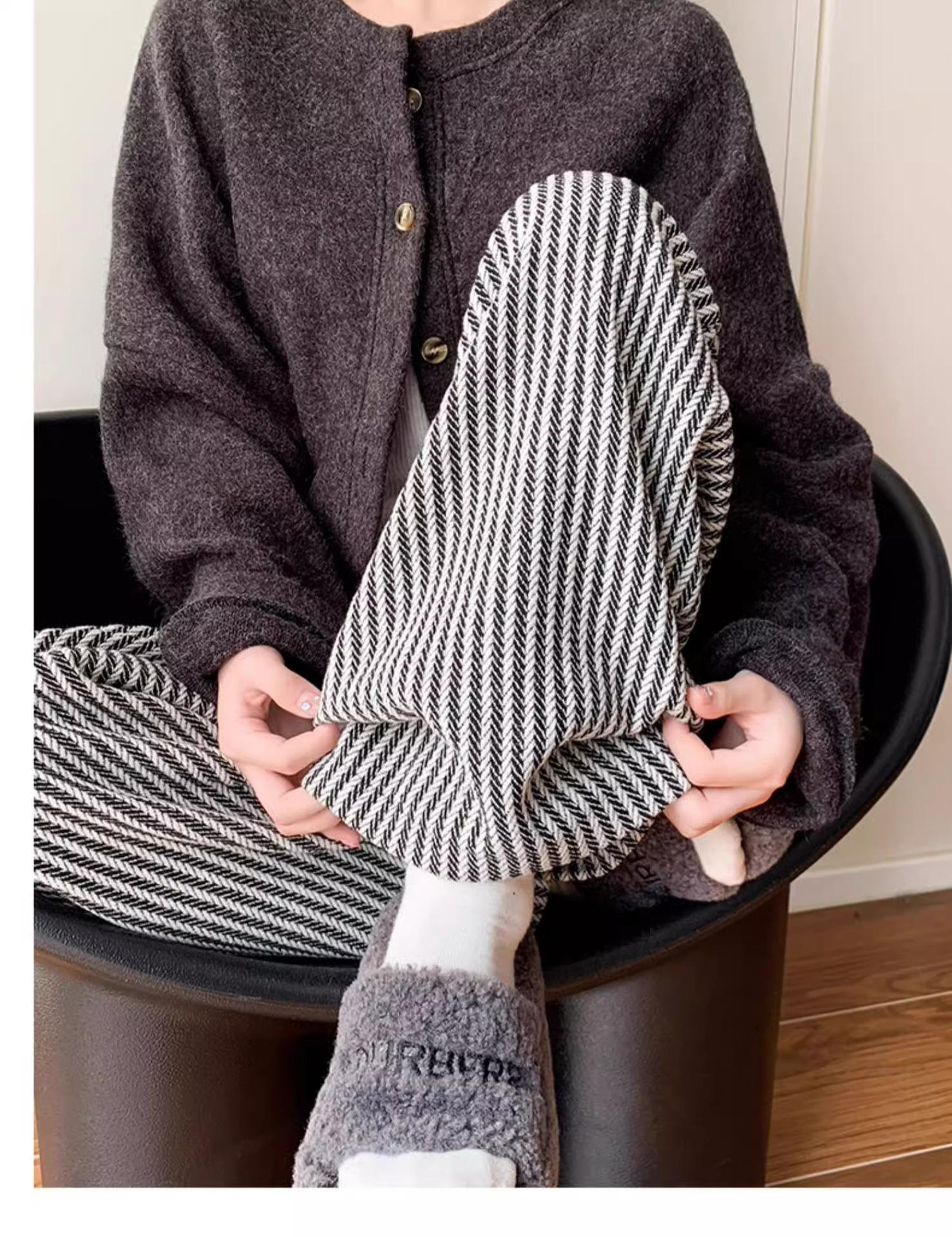 

150 Petite Drawstring Woolen Striped Wide Leg Pants for Women - Spring/Autumn, Floor-Length, Straight Leg, Loose Fit M (for 96-110 lbs)