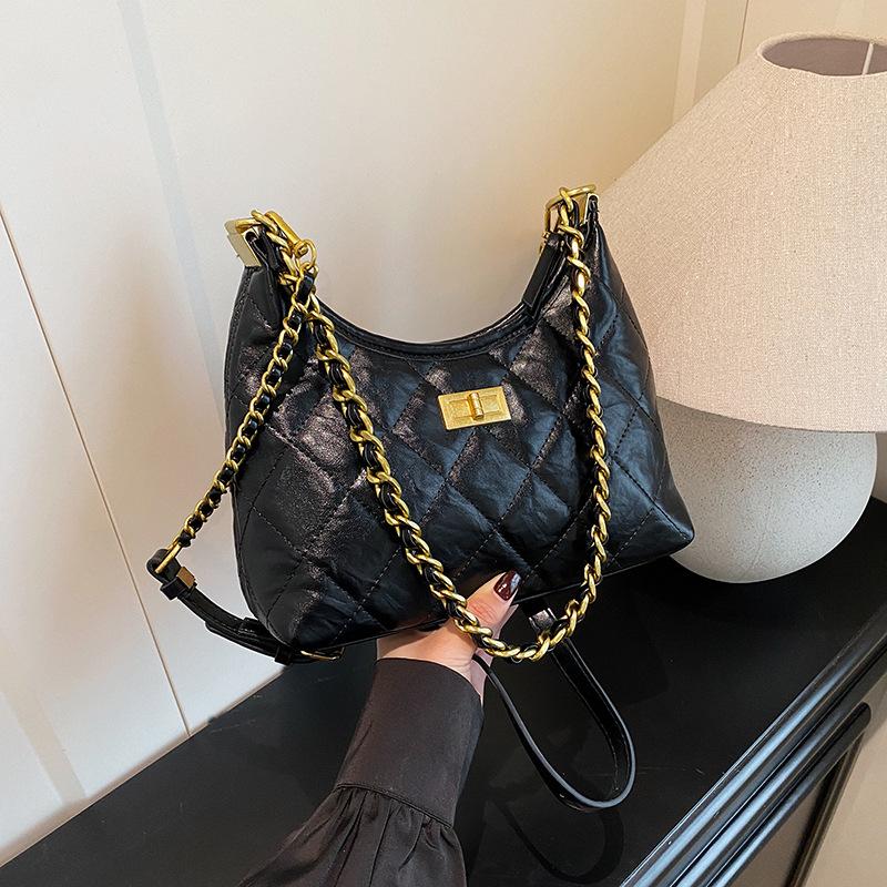 New diamond chain bag women s bag textured versatile commuter underarm bag fashionable shoulder messenger bag